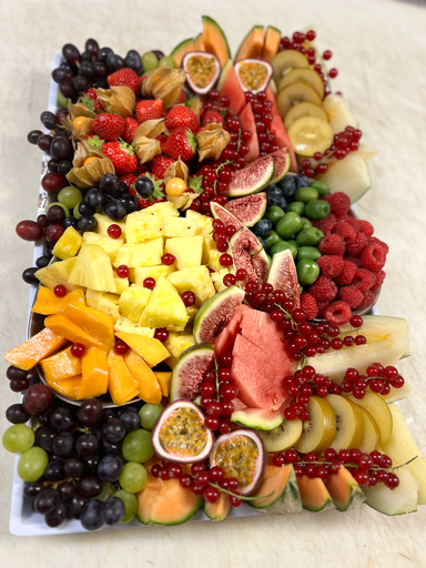Fingerfoodplateau met vers fruit